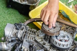 motorcycle-engine-repair-free-photo